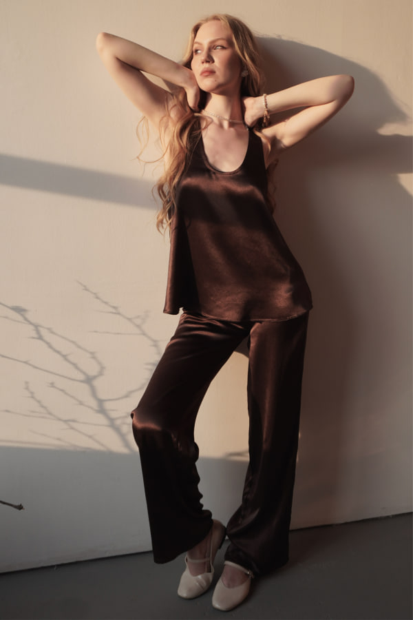 Брюки шоколадные Belle из вискозного шелка